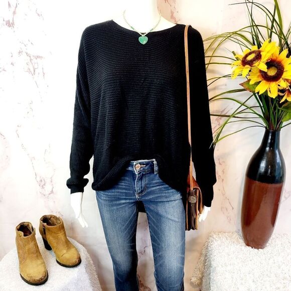 Cotton On super soft knit sweater - Picture 1 of 6